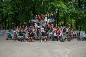 Zdjęcie grupowe – BMX School