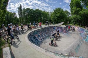 Kadra BMX School na zajęciach