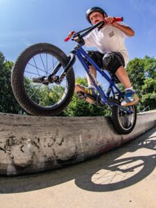 Nauka tricków BMX – BMX School