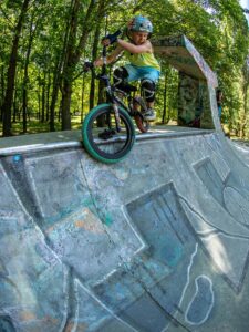 Progres na BMX-ie z BMX School