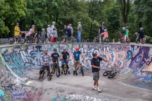 Riderzy BMX School na skateparku