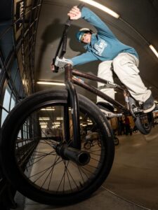 Kadra BMX School na zajęciach