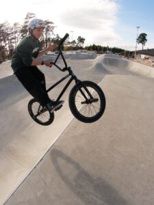 Wjazd na skatepark – BMX School